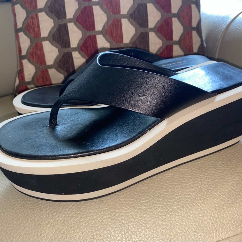 Frame Black Platform Sandals flip flops
